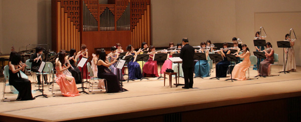 Orquesta de Flautas de la Universidad de las Artes de Nagoya (Japón)